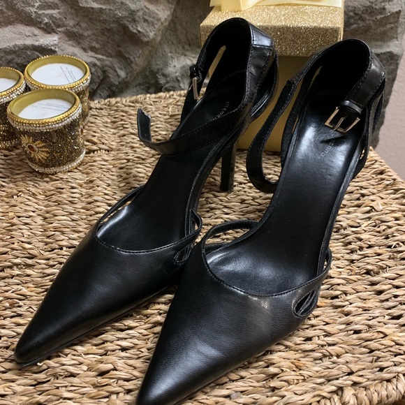 ellemenno Shoes Ellemenno Heel Poshmark